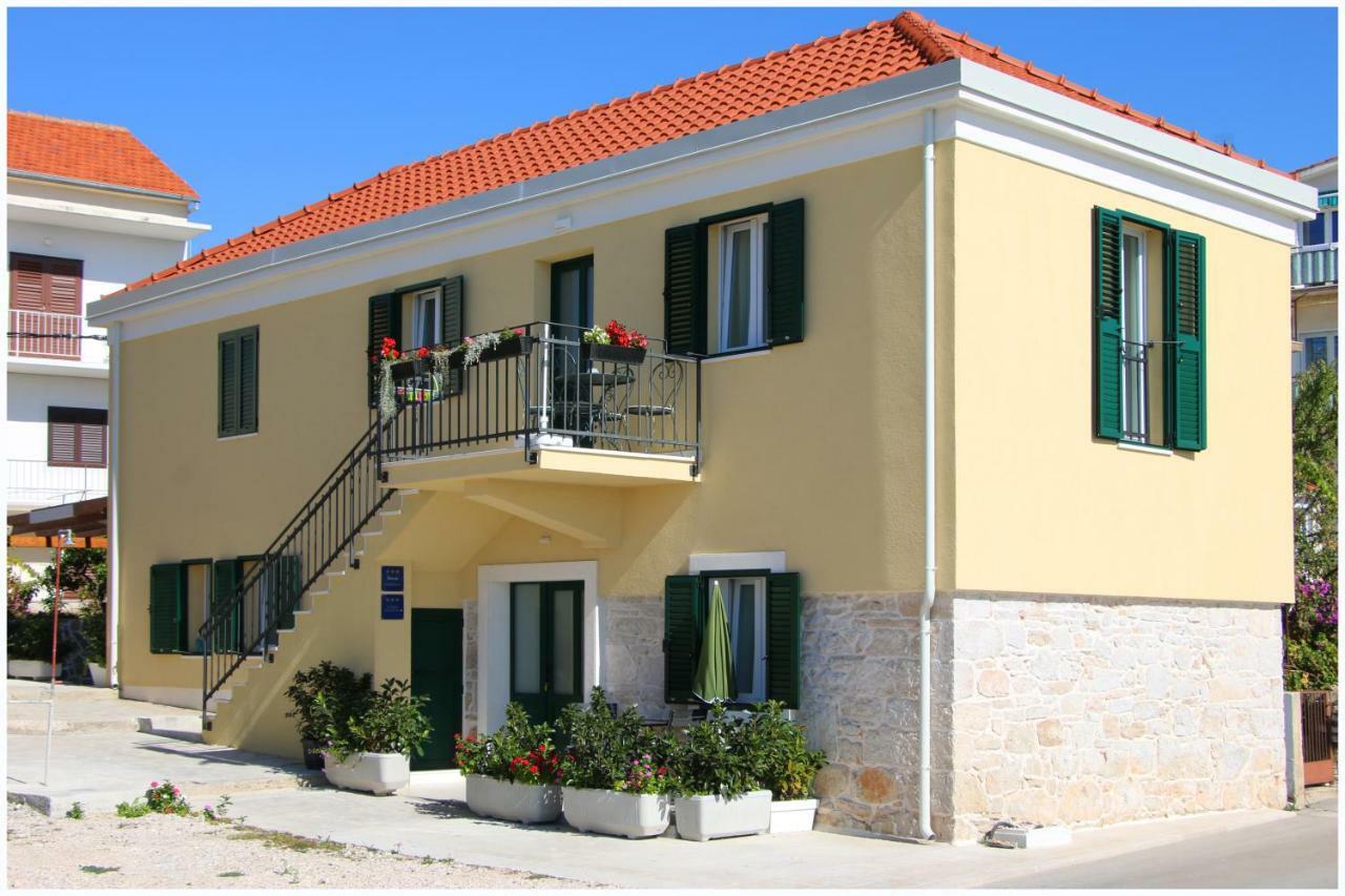 Apartmani Baranovic Primošten Zewnętrze zdjęcie