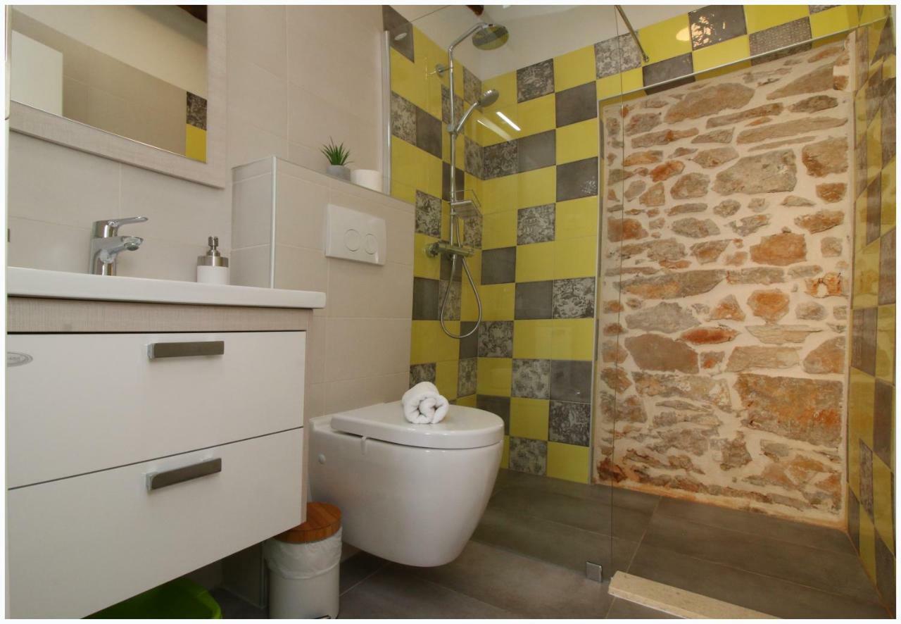 Apartmani Baranovic Primošten Zewnętrze zdjęcie