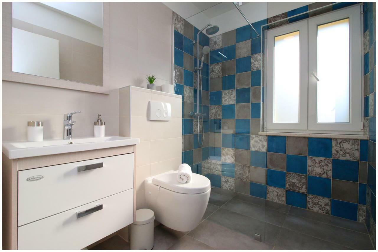 Apartmani Baranovic Primošten Zewnętrze zdjęcie